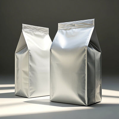 ইকো-বন্ধুত্বপূর্ণ মাইলার ব্যাগ। 30% গ্রাহক পুনর্ব্যবহারযোগ্য সামগ্রী এবং জিআরএস সার্টিফাইড।